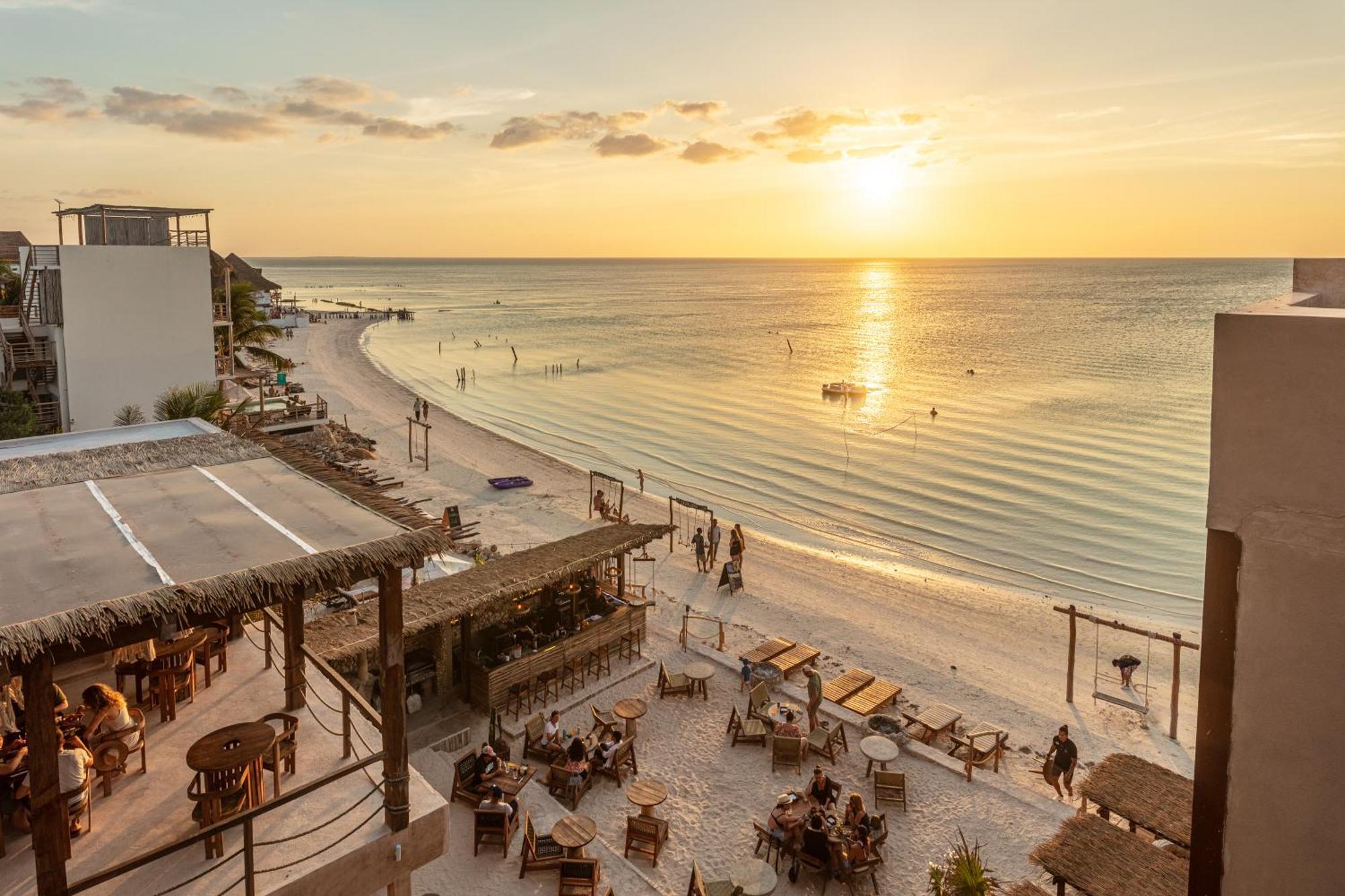 Awa Holbox Hotel Boutique - Beach Front ภายนอก รูปภาพ